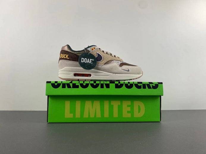 WellDesigned 3953 Nike Air Max 1 '87 Premium University of Oregon PE  HQ2640- 1274
