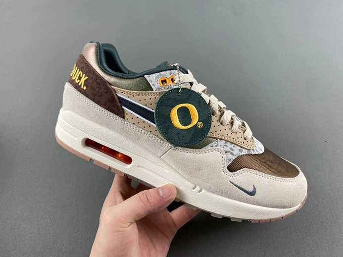 WellDesigned 3953 Nike Air Max 1 '87 Premium University of Oregon PE  HQ2640- 1274