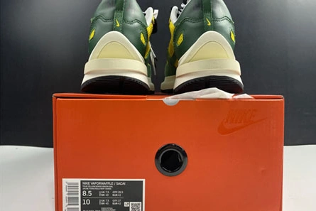 4671 sacai x Nike VaporWaffle “Tour Yellow” CV1363- WellDesigned 1160