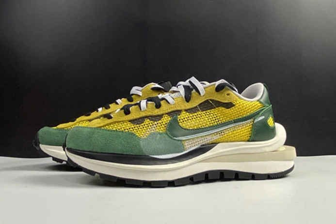 4671 sacai x Nike VaporWaffle “Tour Yellow” CV1363- WellDesigned 1160