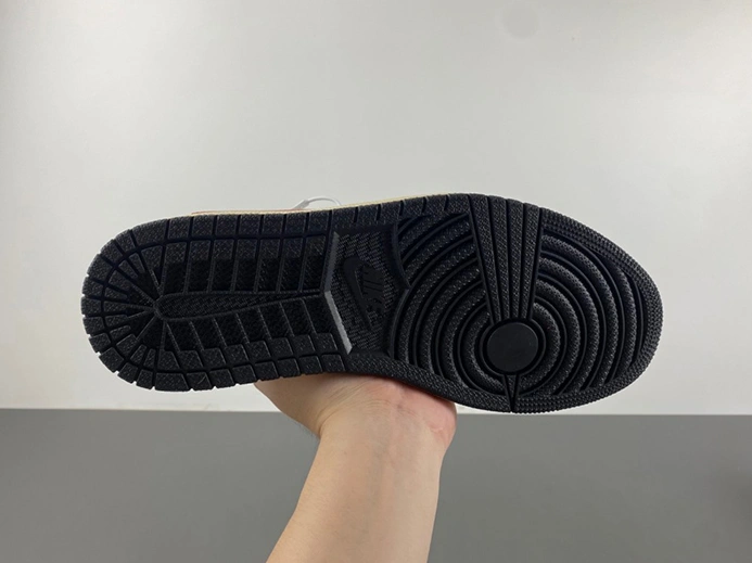 Efficient Travis Scott x Air Jordan 1 DM7866-061 15
