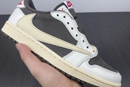 Sophisticated Travis Scott x Air Jordan 1 DM7866-162 182