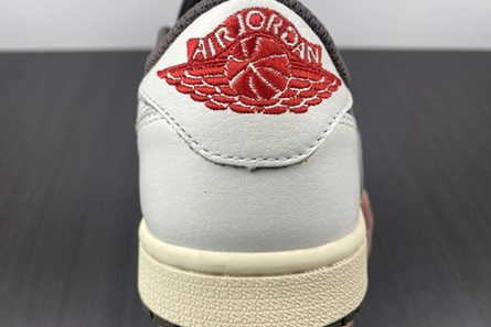 Sophisticated Travis Scott x Air Jordan 1 DM7866-162 182