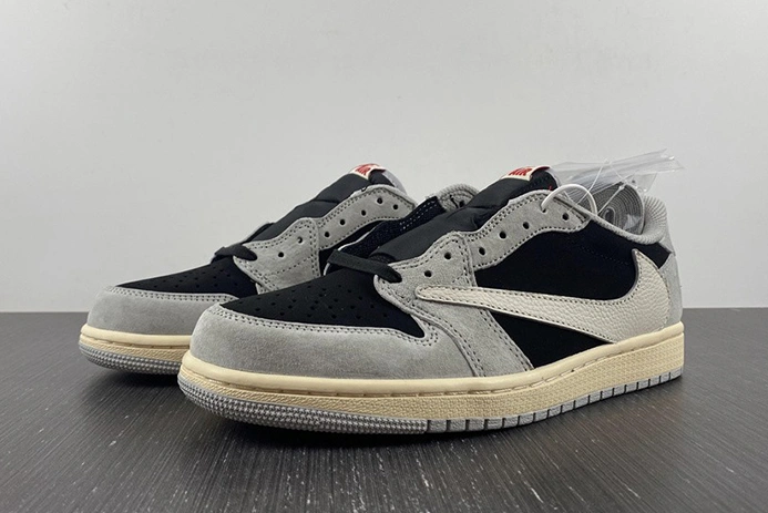 Practical Travis Scott x Air Jordan 1 low DM7866-010 184