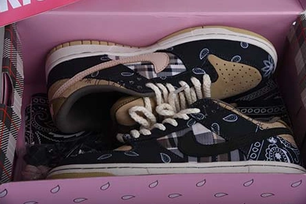 Breathable Travis Scott x Nike SB Dunk Low TS CT5053-001 1195