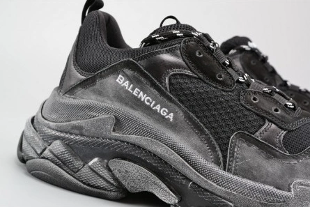 WellDesigned 3320 BALENCIAGA BLACK TRIPLE S TRAINER W06G 2071