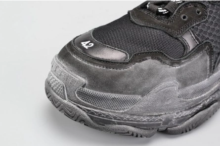 WellDesigned 3320 BALENCIAGA BLACK TRIPLE S TRAINER W06G 2071
