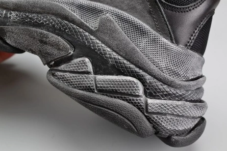 WellDesigned 3320 BALENCIAGA BLACK TRIPLE S TRAINER W06G 2071