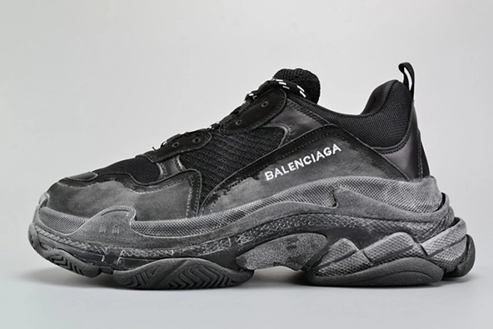 WellDesigned 3320 BALENCIAGA BLACK TRIPLE S TRAINER W06G 2071