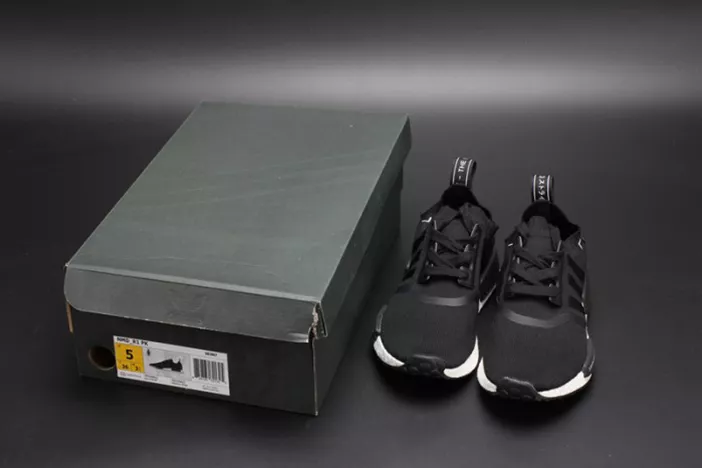 5241 Adidas NMD R1 PK Primeknit "Japan" - Black White S Classic 1851