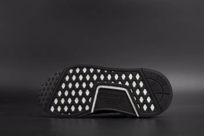 5241 Adidas NMD R1 PK Primeknit "Japan" - Black White S Classic 1851