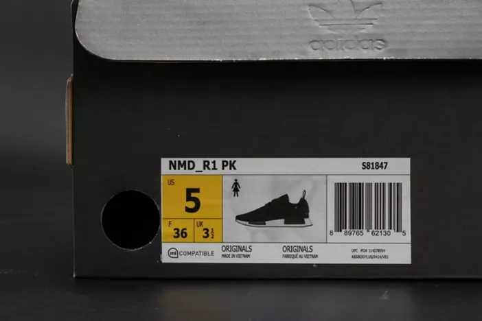 5241 Adidas NMD R1 PK Primeknit "Japan" - Black White S Classic 1851
