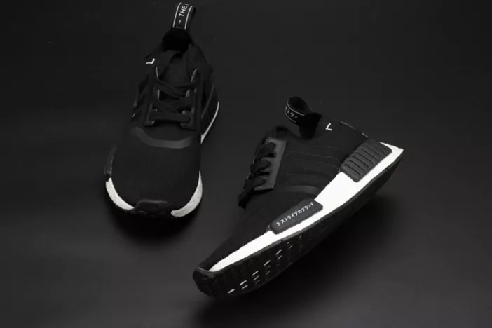 5241 Adidas NMD R1 PK Primeknit "Japan" - Black White S Classic 1851