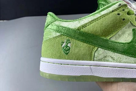 Timeless 2423 Strangelove x NK Sb Dunk Low 2020 CT2552- 1147