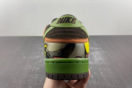 WellDesigned 537 Nike SB Dunk Low De La Soul (2015)  789841- 932