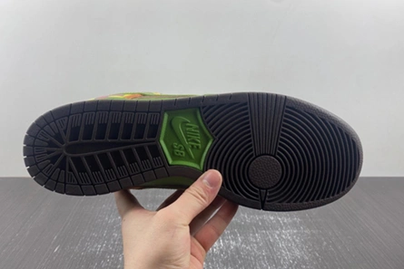 WellDesigned 537 Nike SB Dunk Low De La Soul (2015)  789841- 932