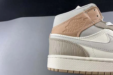 8714 Air Jordan 1 Mid CV3044- Resilient 237