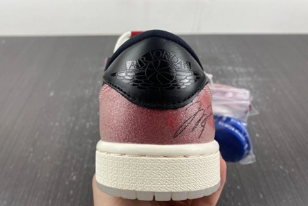 Classic Trophy Room x Air Jordan 1 High OG FN0432-017 111