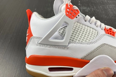 Unique 1020 Nike SB x Air Jordan 4 DR5415-108