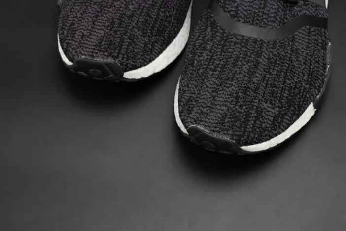 1987 ADIDAS NMD R1 PK PRIMEKNIT BLACK   WINTER WOOL BB Compact 1846