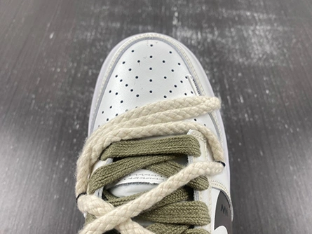 2463 Nike SB Dunk Low DV0833- Timeless 940