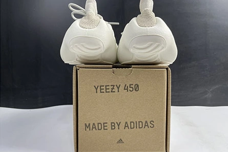 Modern 2543 adidas Yeezy 450 Cloud White H 1677