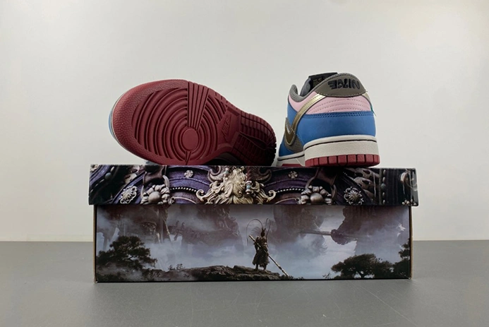 Classic 534 Nike SB Dunk Low DV2433- 922