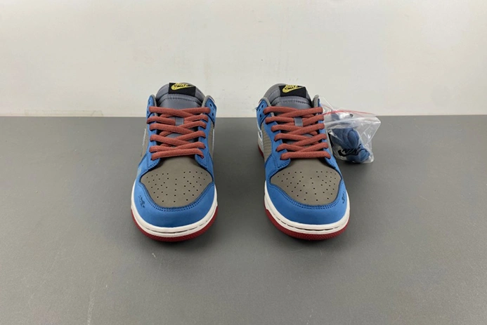 Classic 534 Nike SB Dunk Low DV2433- 922
