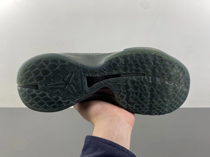 5656 Nike Kobe 6 Black Mamba Collection Fade to Black 869457- GoAnywhere 910