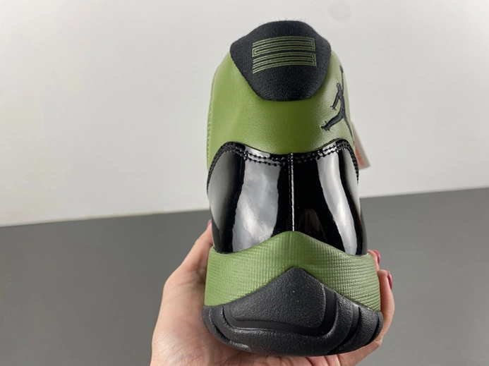 Vibrant 5912 Air Jordan 11 CT8012- 672