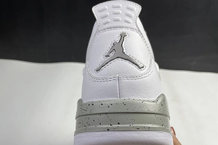 Vibrant 7304 Air Jordan 4 Retro White Oreo CT8527- 509
