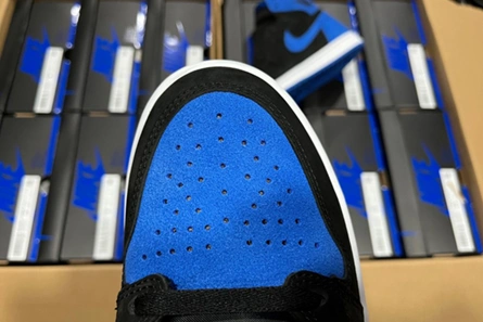 3259 Jordan 1 Retro High OG Royal Reimagined DZ5485- GoAnywhere 78