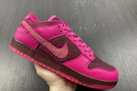 SmartChoice 6610 Nike Dunk Low Valentine's Day (2022) DQ9324- 1072