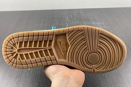 Timeless 2352 Jordan 1 Retro Low OG Zion Williamson Voodoo  DZ7292- 153