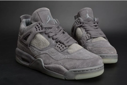 Bright 279 KAWS x Air Jordan 560