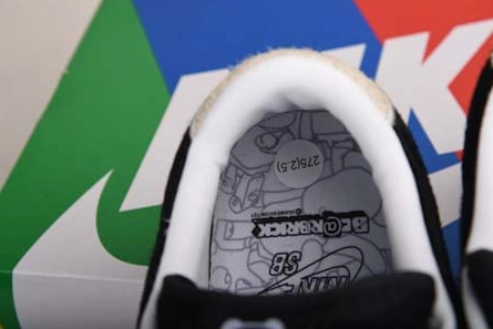 5834 Nike SB Dunk Low CZ5127 Classic 1121