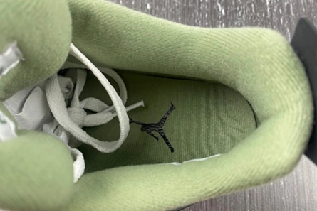 Sleek 340 Air Jordan 4 “Seafoam” AQ9129- 495