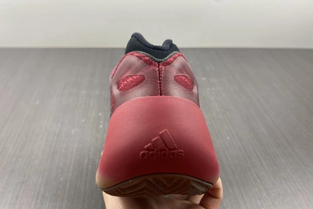 GoodFit 6611 adidas Yeezy 700 V3 Fade Carbon GW 1666