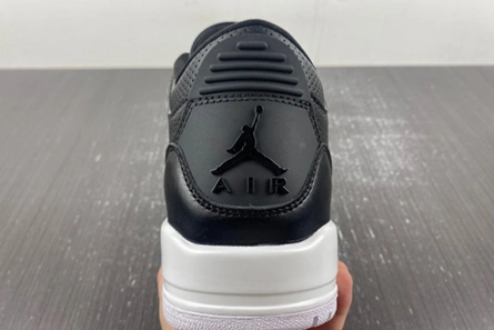 Cozy 7372 Jordan 3 Retro Cyber Monday  136064- 369