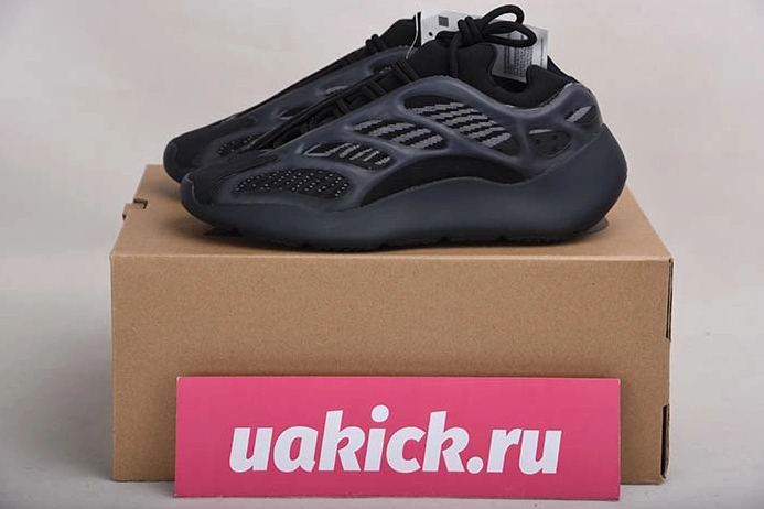 EasyMatch YEEZY BOOST 700 V3 BLACK - ADIDAS - H67799 1713