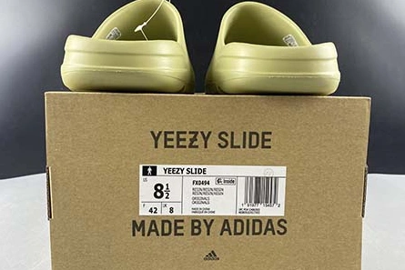 Trendsetting YEEZY SLIDE RESIN - FX0494 2100