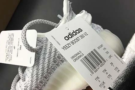Yeezy 350 Boost V2 350 V2 “Static” REFLECTIVE KIDS YEEZY EF2367 Lightweight 2137