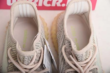 Yeezy Boost 350 V2 Citrin FW5318 SportInspired 1748