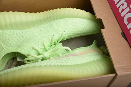 Yeezy Boost 350 V2 GID EG5293 Vibrant 1745
