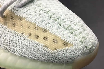 Yeezy Boost 350 V2 Hyper Space EG7491 Cozy 1750