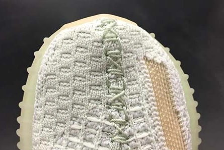 Yeezy Boost 350 V2 Hyperspace KIDS YEEZY EG7491 Bold 2139