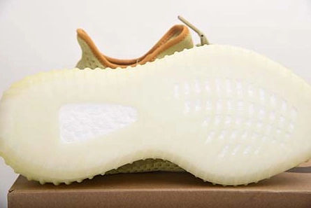 StreetReady Yeezy Boost 350 V2 “Marsh” FX9034 1723
