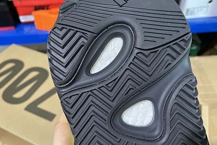 Yeezy Boost 700 MNVN ” FY3727 GoodFit 1688