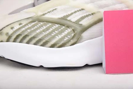 Durable Yeezy Boost 700 V3 EF9899 1754
