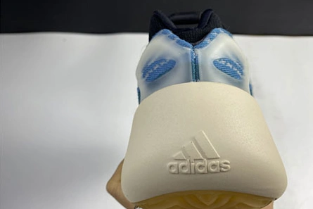 Yeezy Boost 700 V3 GY0260 Practical 1696